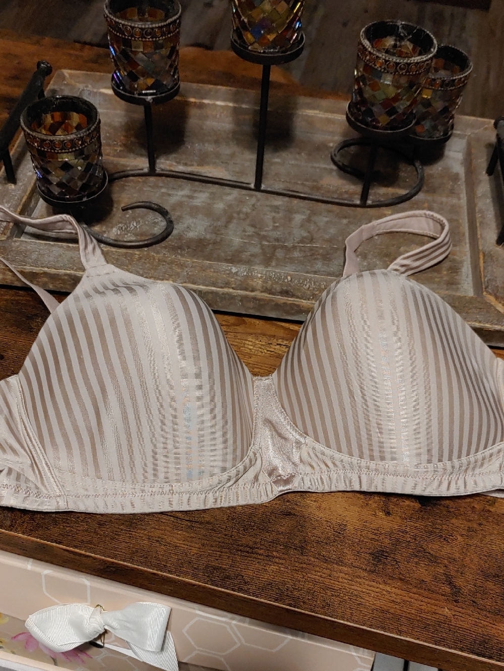 NWOT Playtex 38D Gorgeous Purple/gray Striped Padded Wirefree Bra